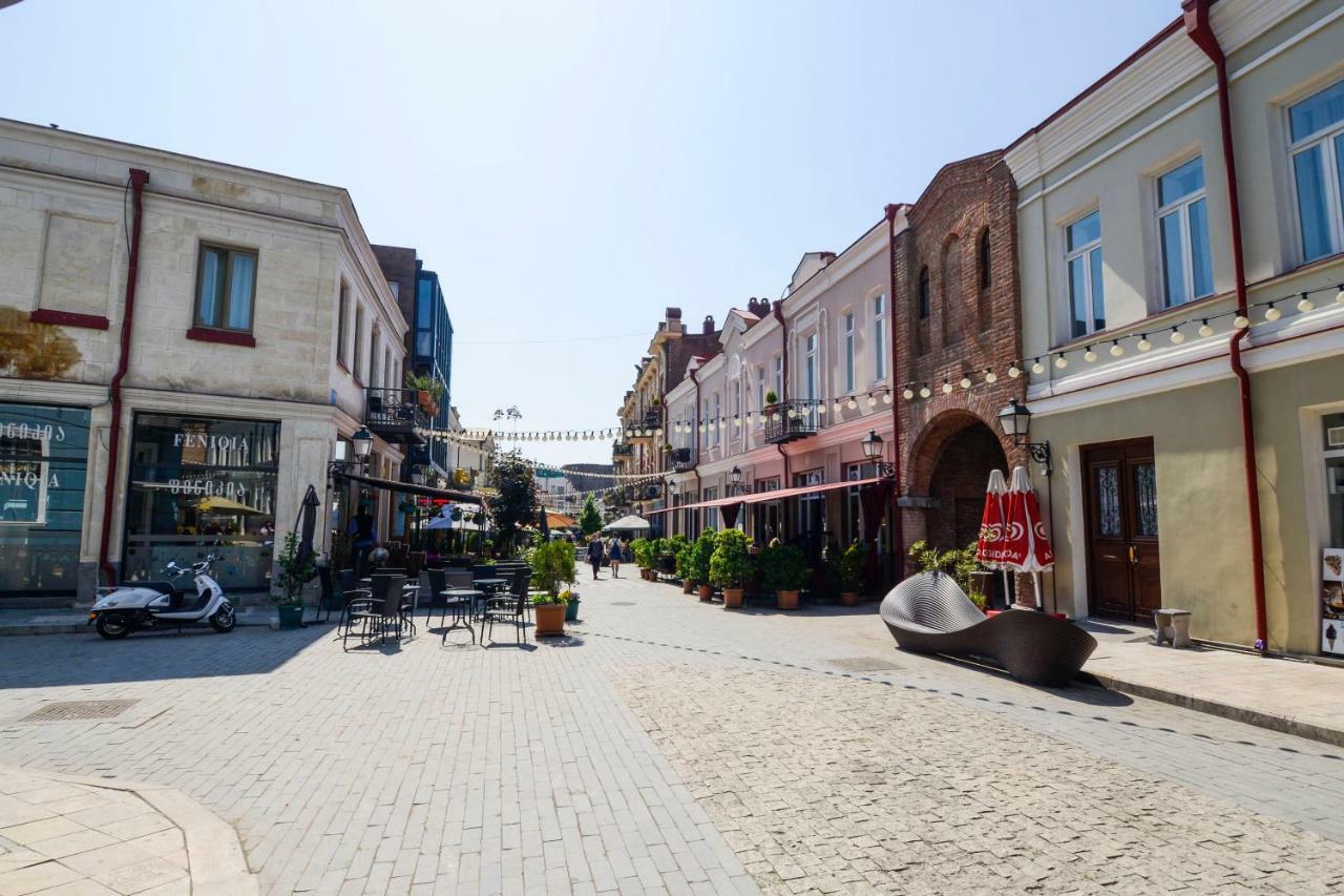 Iveria Aparthotel Tbilisi Luaran gambar