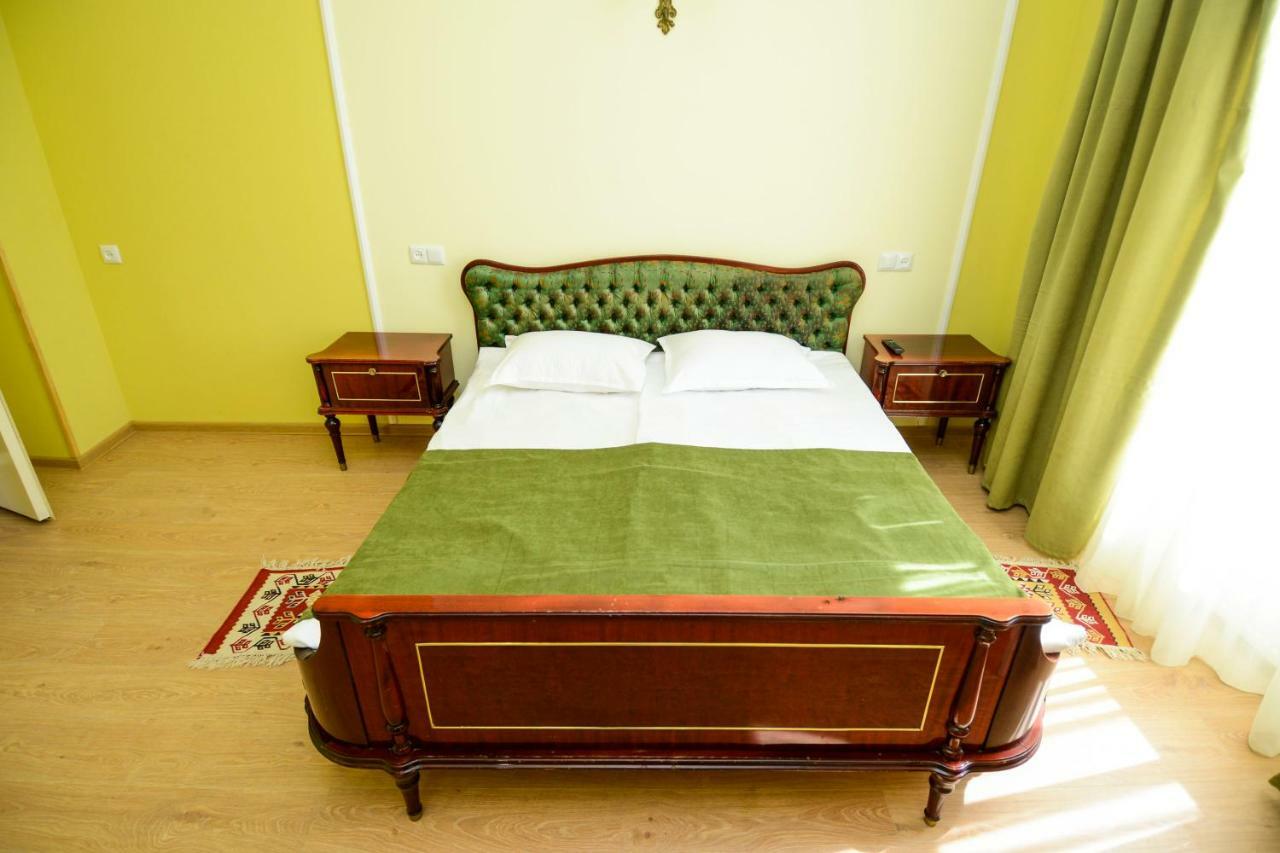 Iveria Aparthotel Tbilisi Luaran gambar